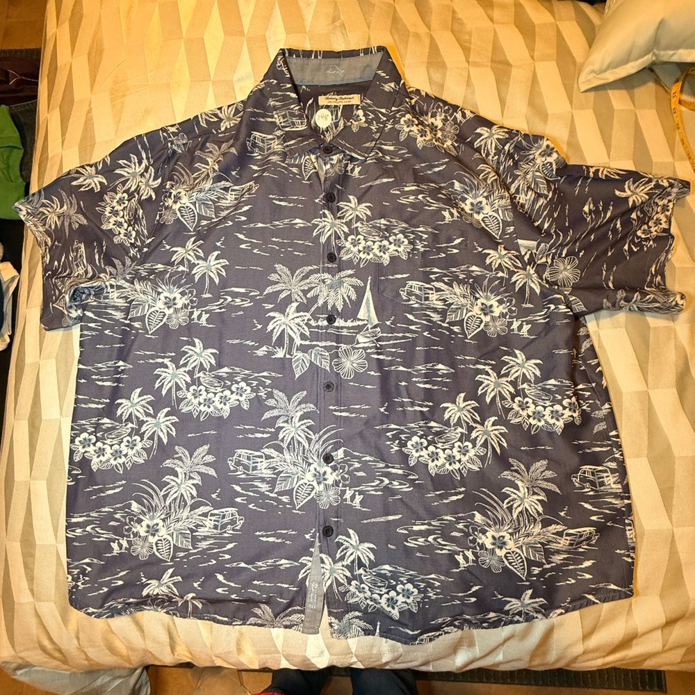Tommy Bahama Men's Navy Tropical Print Shirt